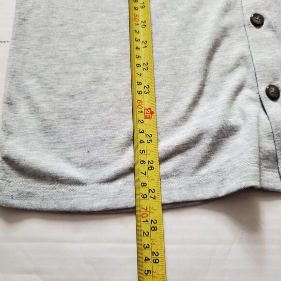 NEW short-sleeved, button-down POLO shirt SIZE MEDIUM - Picture 2 of 4